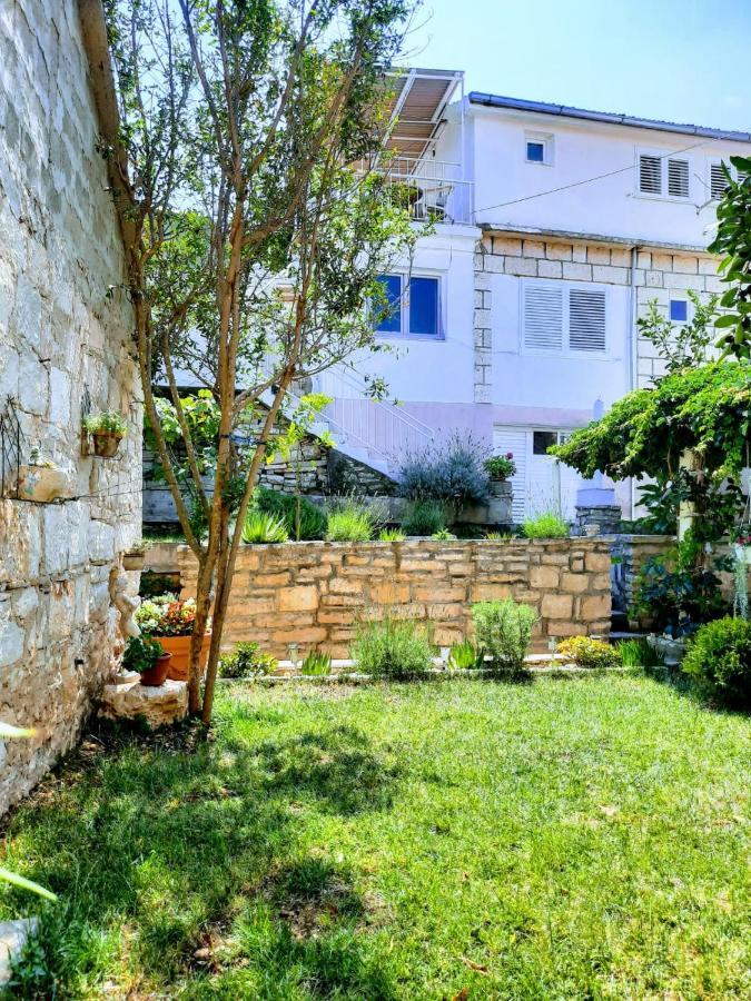 Apartments Neno Korčula Exteriör bild
